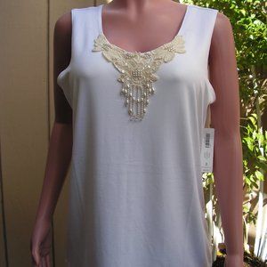 NWT Chico's size 3 white scoop, sleeveless tank w/hand sewn applique, size XL